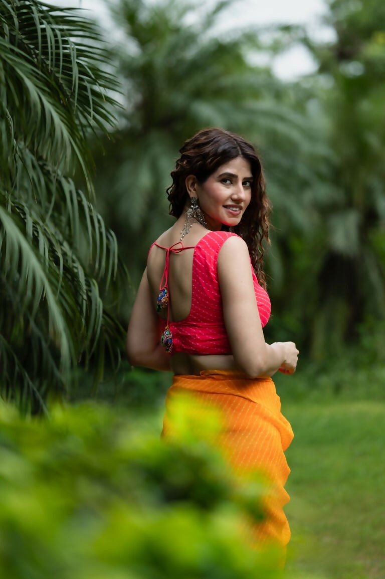 Amodini Designer Studio Women's Coral Chinon Lehriya Sleeveless Blouse | Grocsy