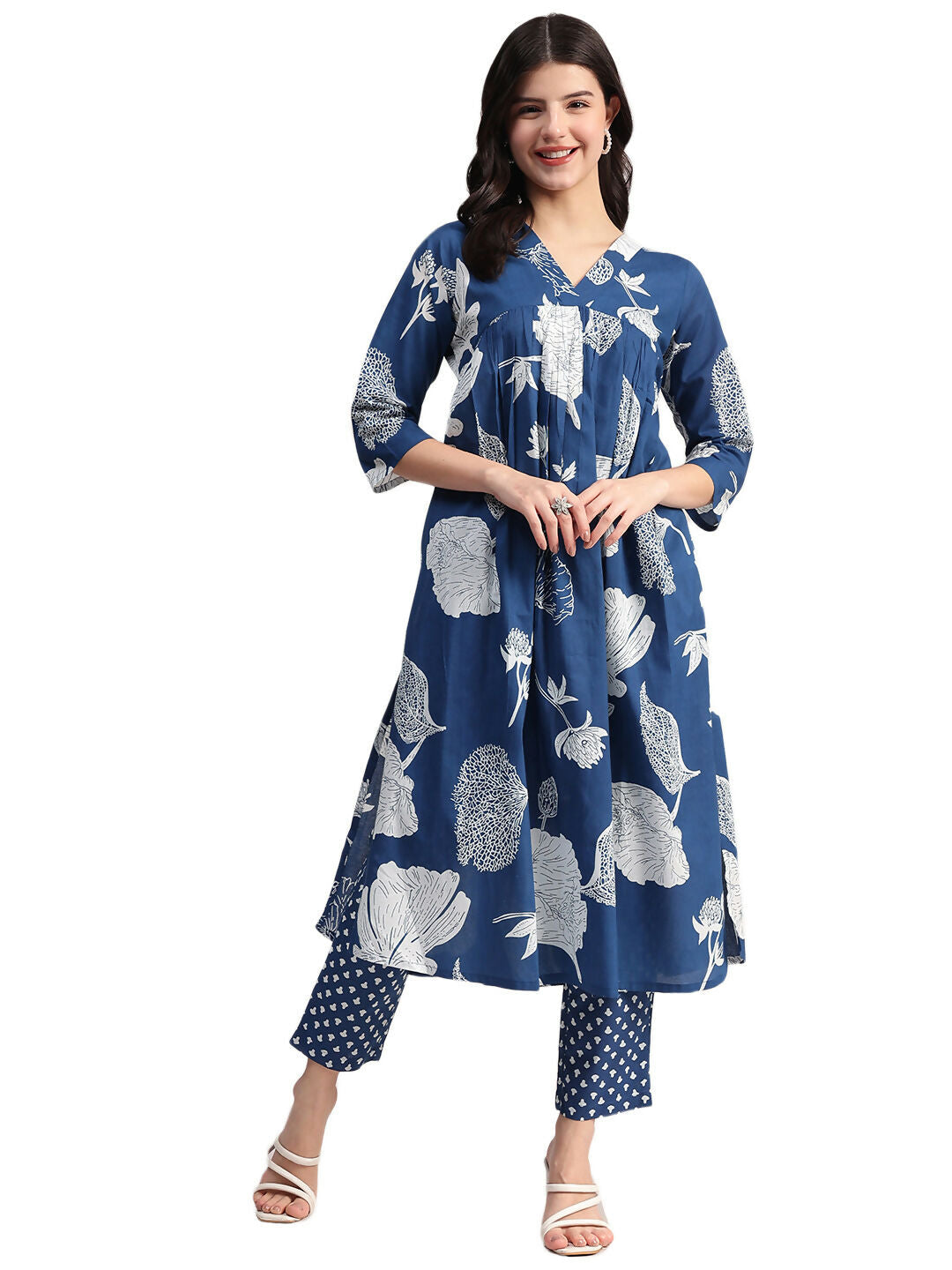 Aavyora Women's Blue Floral Printed Cotton Kurta with Trouser | Grocsy