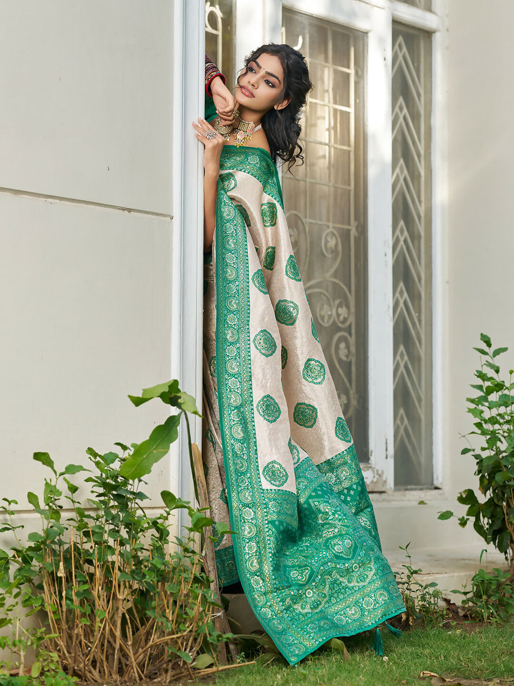 Shree Shyam Fashion Cream With Sea Green Silk Blend Saree | Grocsy