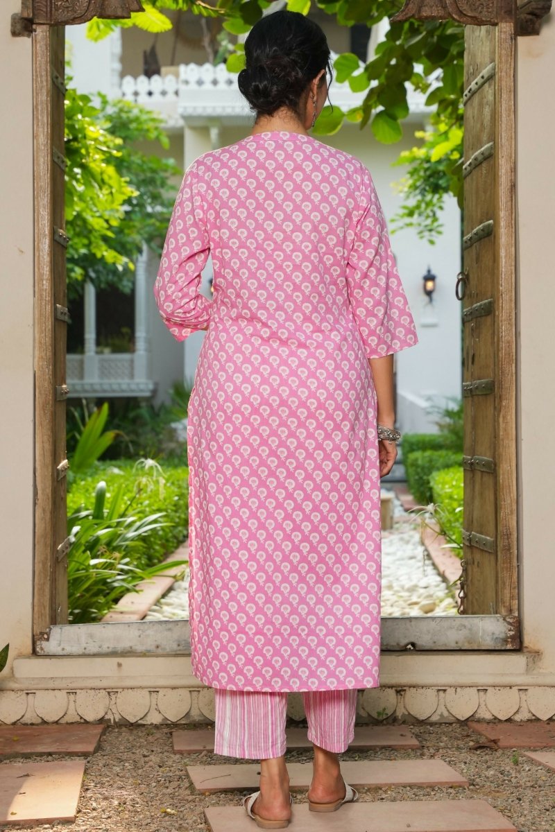 Aramya Straight Soft Cotton Floral Print Women's Kurta - Pink | Grocsy