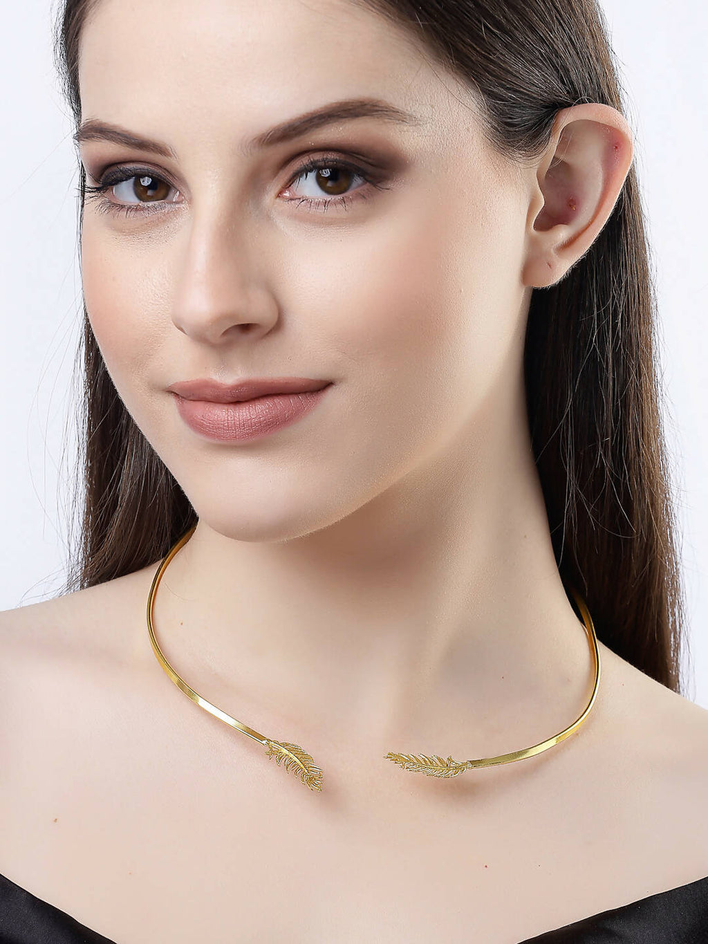 NVR Women Gold-Polished Circular Choker Necklace | Grocsy