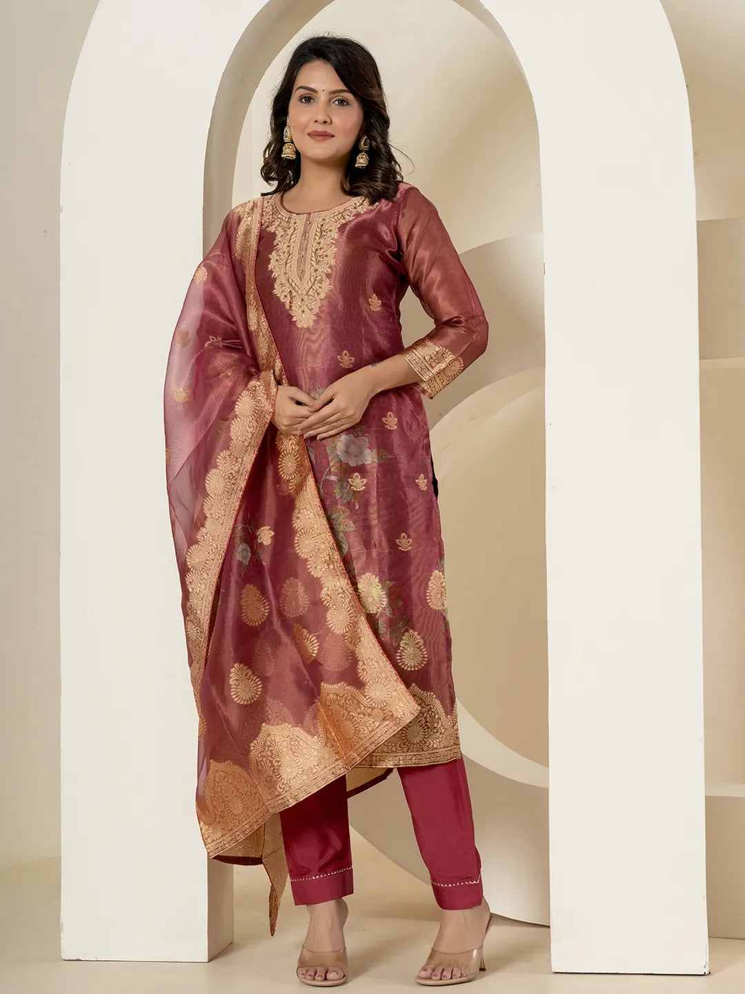 Yufta Maroon Tissue Kurta Dupatta Pant Set | Grocsy