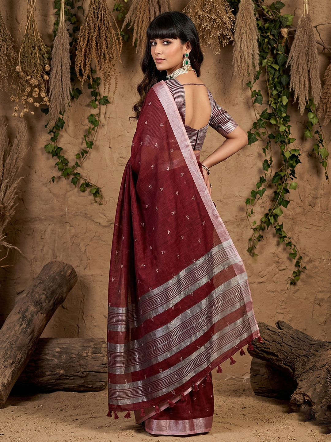 Anaita Maroon Linen Cotton Zari Work Saree With Blouse | Grocsy