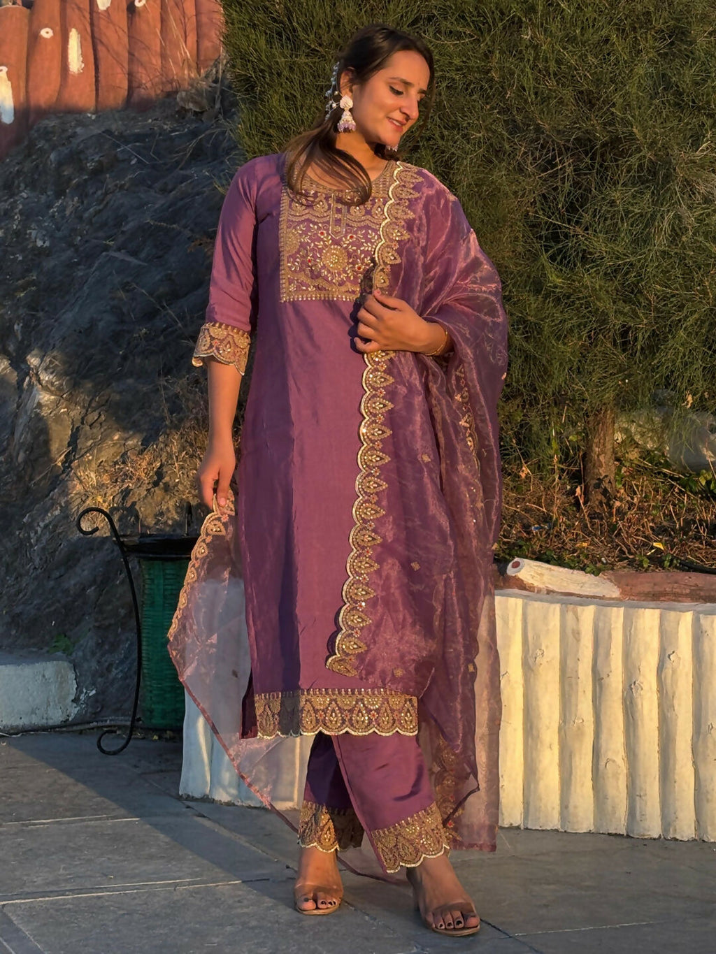 Vellora Dusty Mauve Silk Blend Stylish Embroidered Salwar Suit | Grocsy