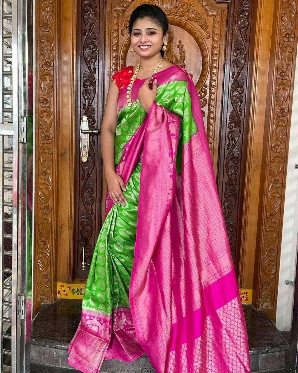 DEIANA'S Beautiful Designer Golden zari Soft Lichi Silk Saree - Parrot | Grocsy