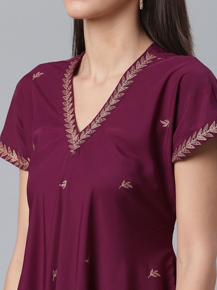 Ahalyaa Women Wine Crepe Glitter Print Kimono Style Kurta With Palazzo | Grocsy