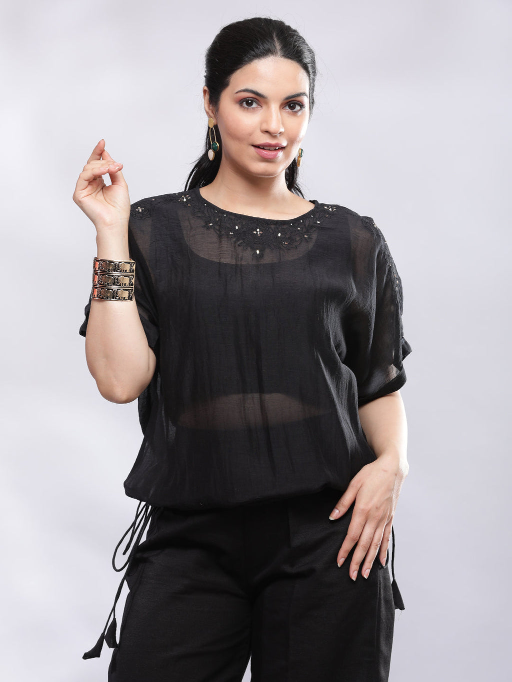 BohoJazz Signature Mul Two Layer Blouson Kimono Top with Motif - Black | Grocsy