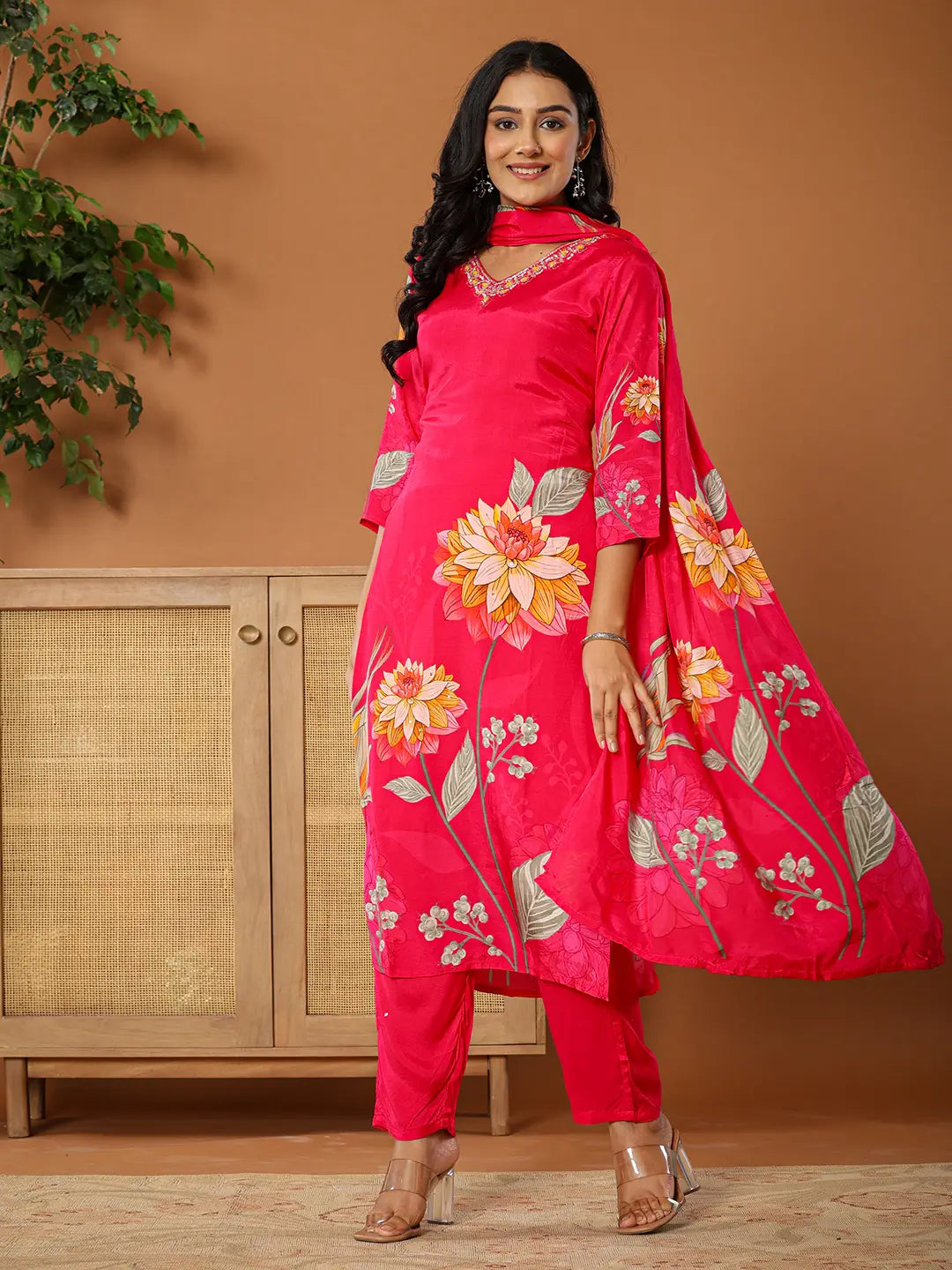 Yufta Muslin Pink Kurta Dupatta Pant Set | Grocsy