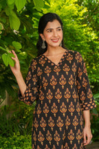 Aramya Straight Soft Cotton Floral Print Women's Kurta - Black | Grocsy