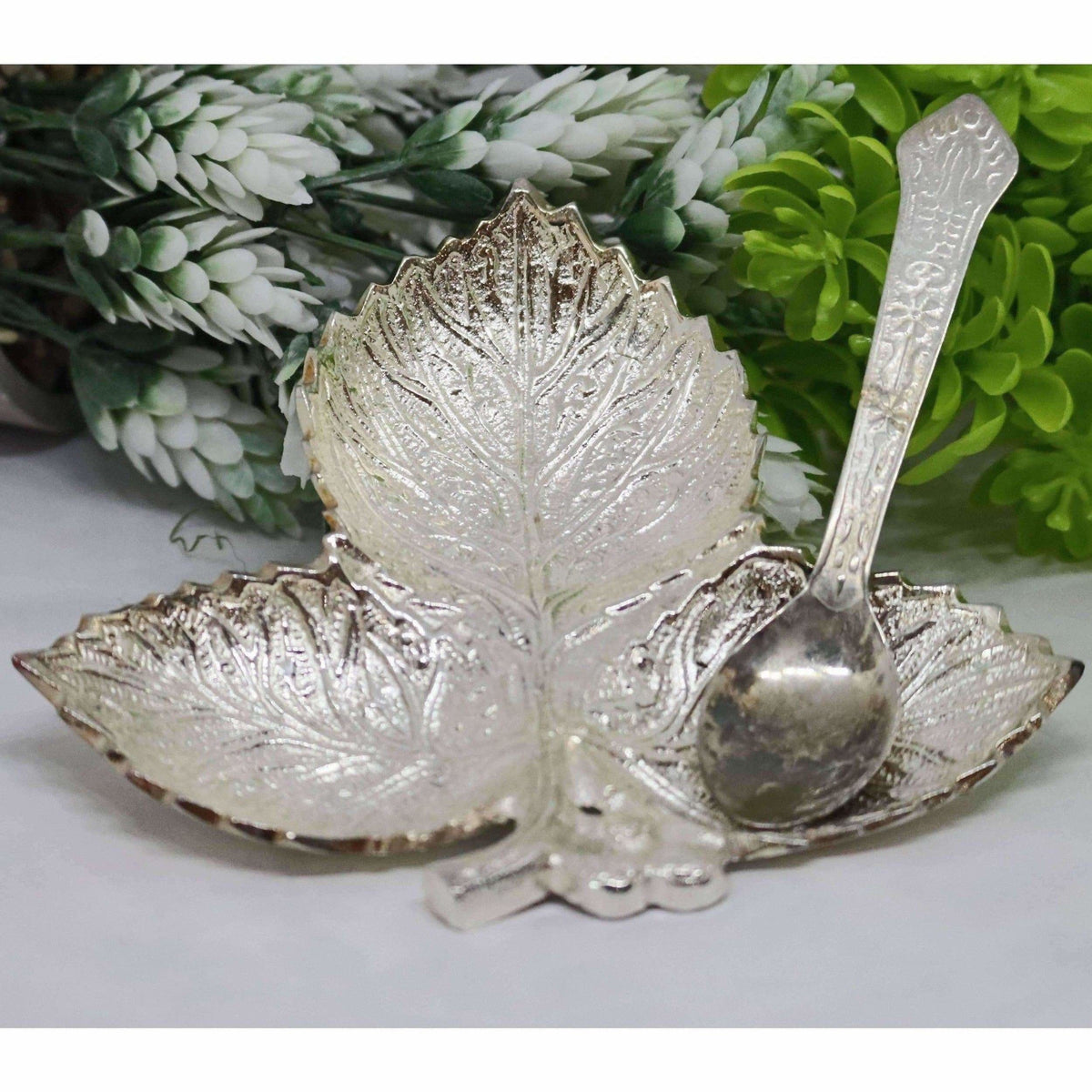 Chahat Premium Living Brass Grapes Leaf Platter | Grocsy