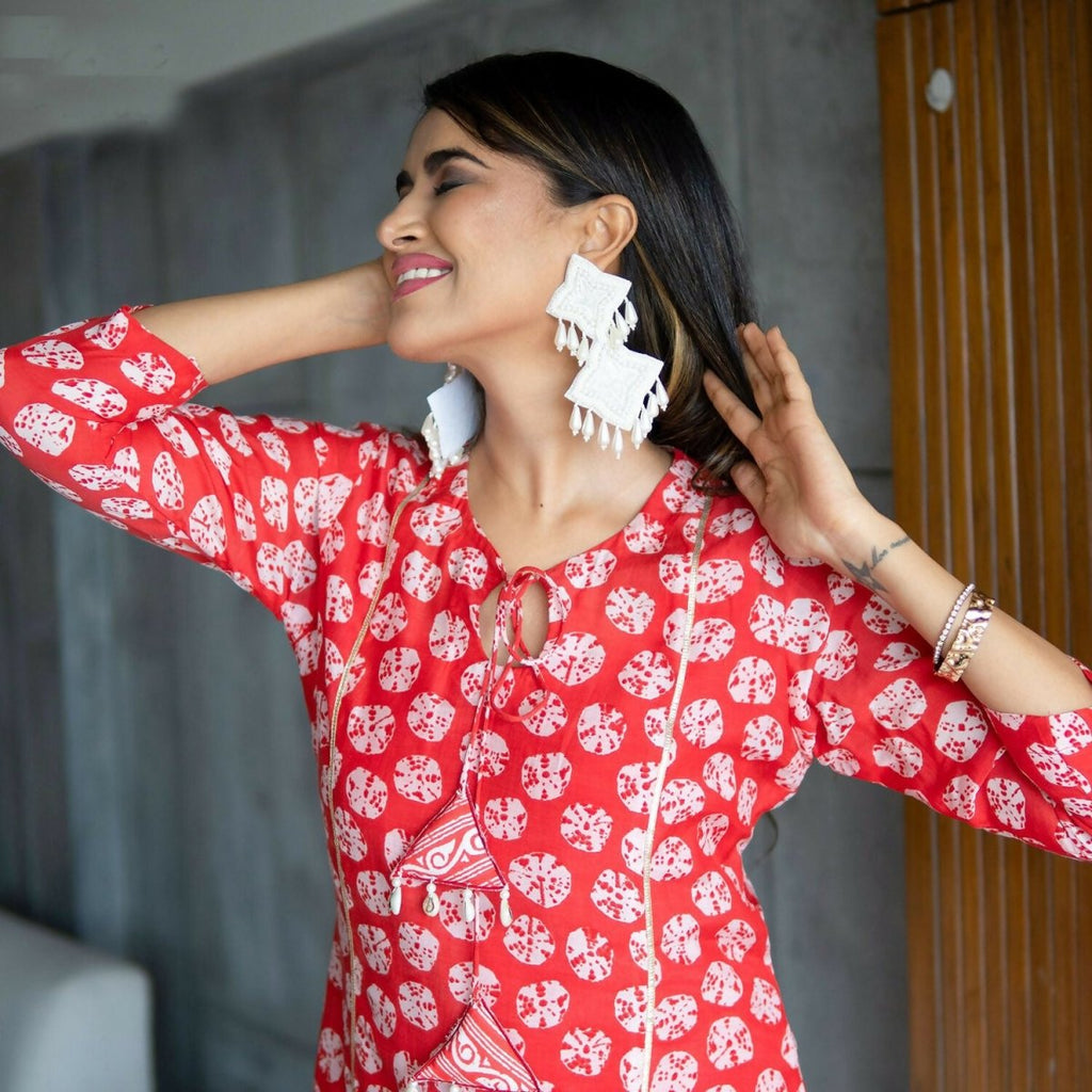 Aayaa Pure Muslin printed Kurti & Pant - Red | Grocsy