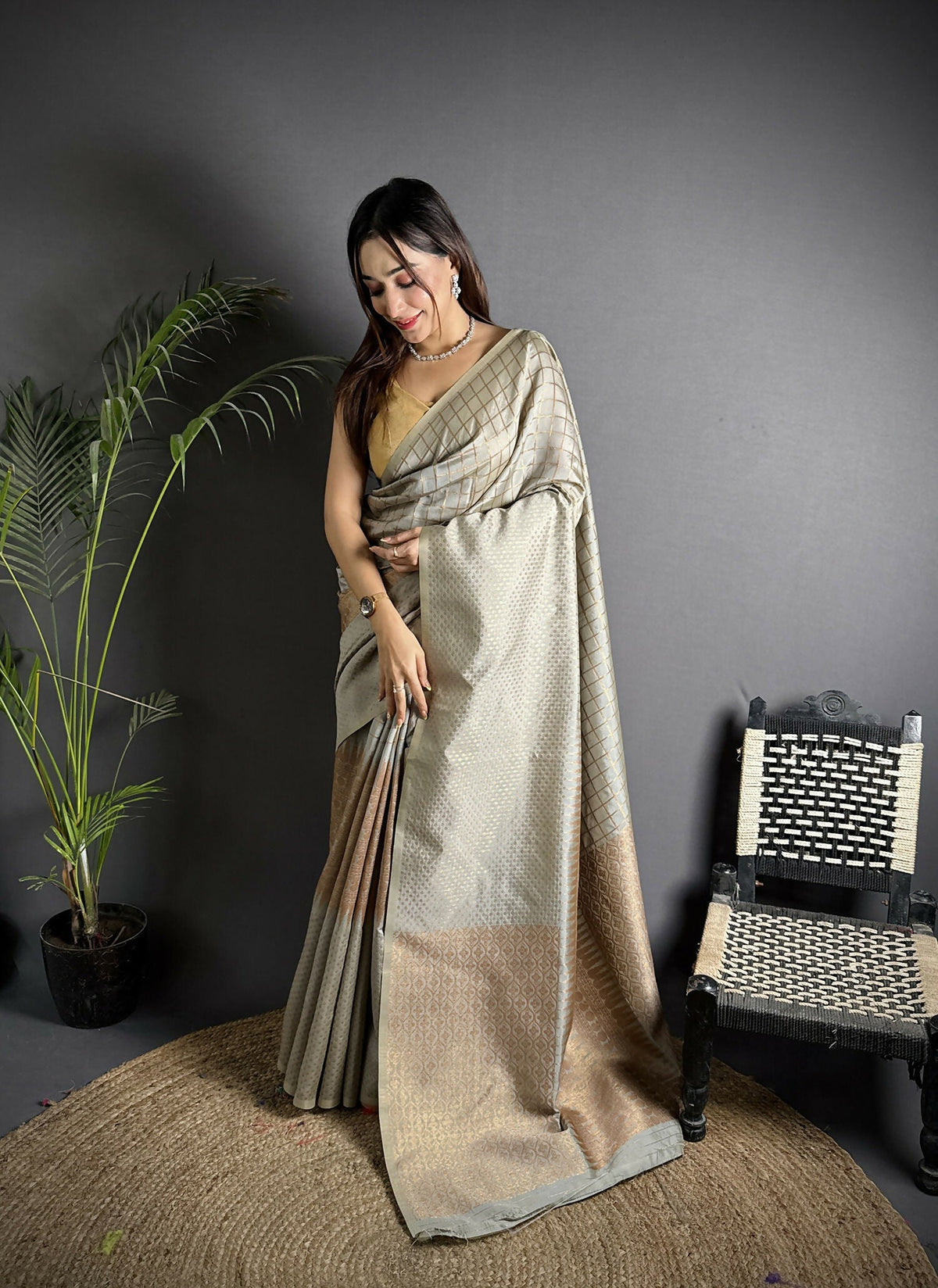 Joban Fashion Grey Banarasi Soft Lichi Silk Checks & Woven Saree | Grocsy