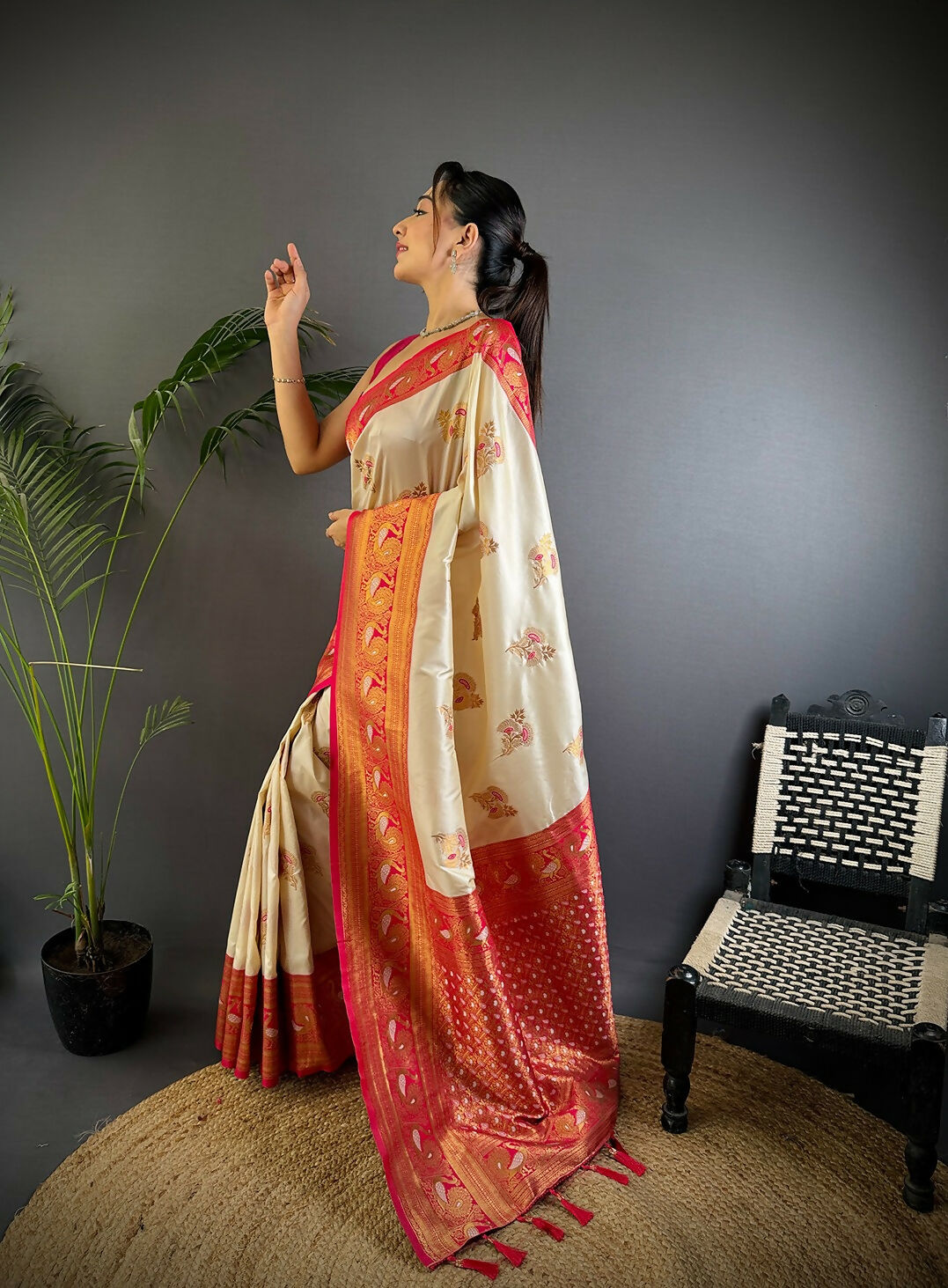 Joban Fashion Banarasi White Woven Soft Silk Saree | Grocsy