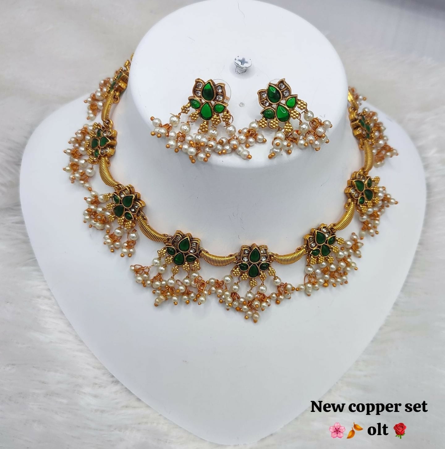 Joban Fashion Women Green Copper Necklace Set | Grocsy