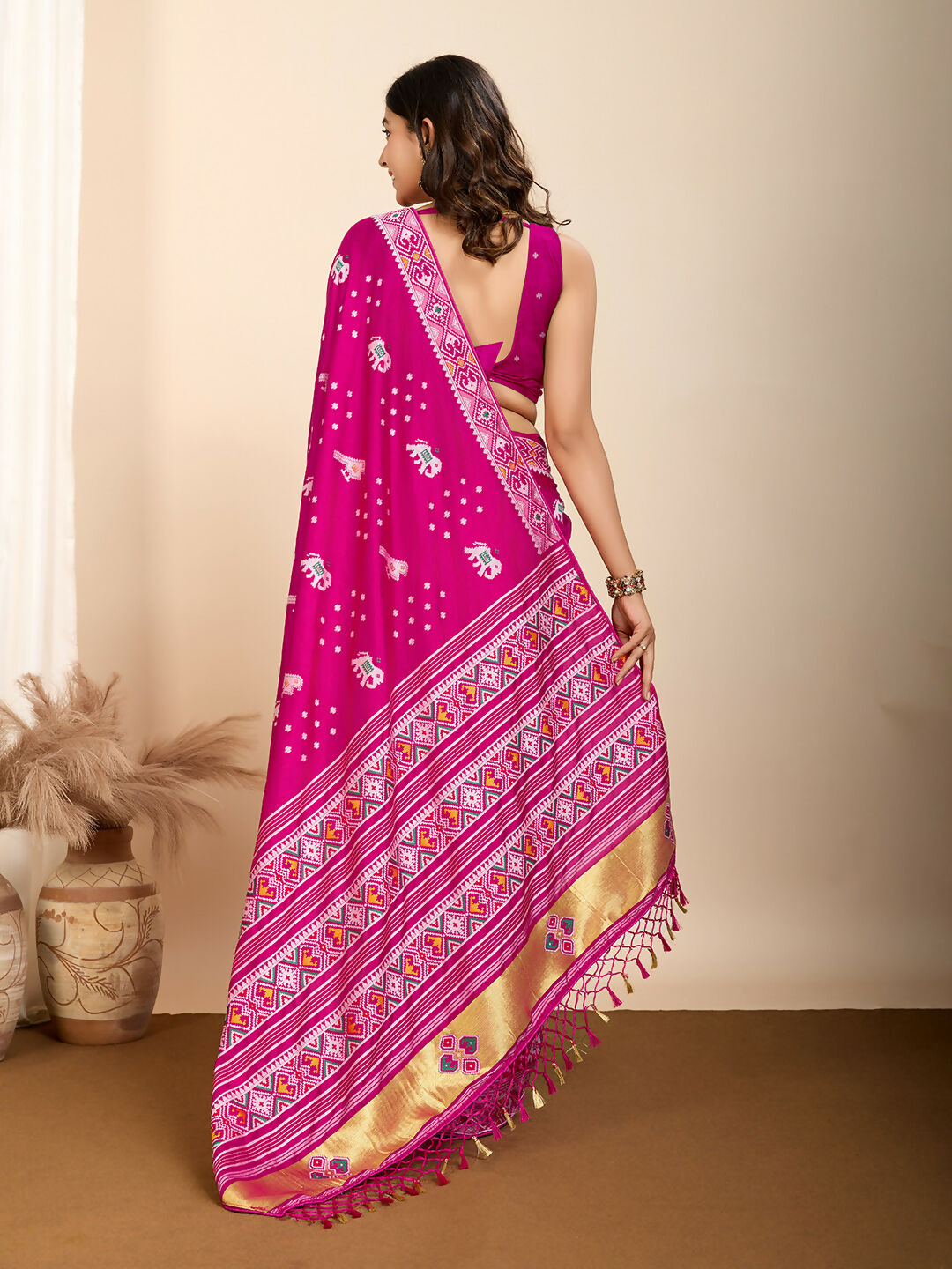 Pink Soft Silk Woven Meenakari Designer Saree - Vedanti | Grocsy