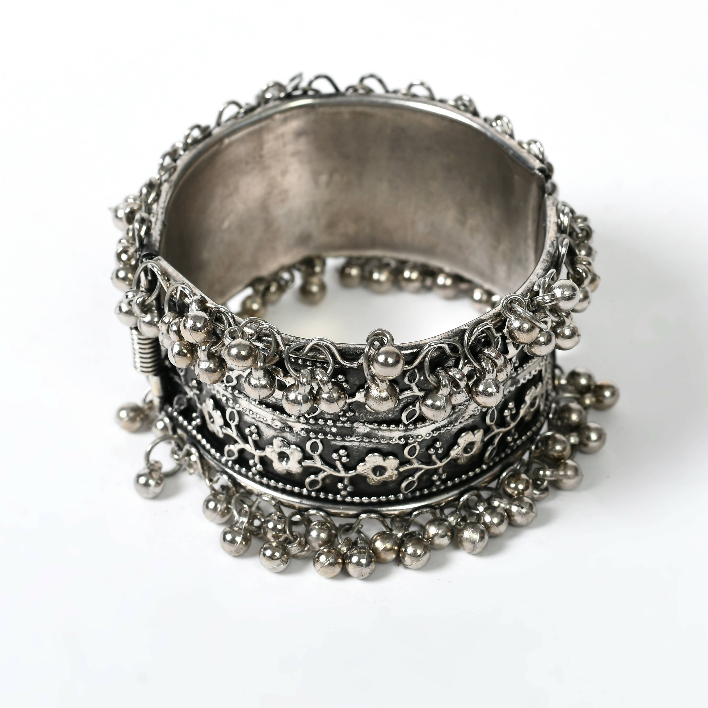 Mominos Fashion Joharkamal Oxidised Silver-Plated Ghungroo Handcraft Bracelet - Design 021 | Grocsy