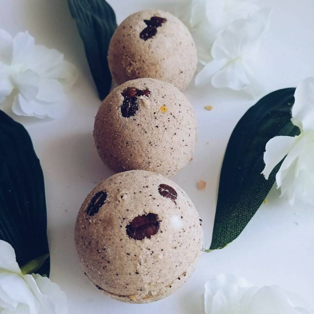 Aaranyam Fizzy Aromatic Bath Soap With Coffee Beans | Grocsy
