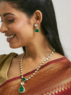 Nuyug 22K Gold-Plated Emerald Stone Centric Kundan Studded Minimal Necklace Set | Grocsy