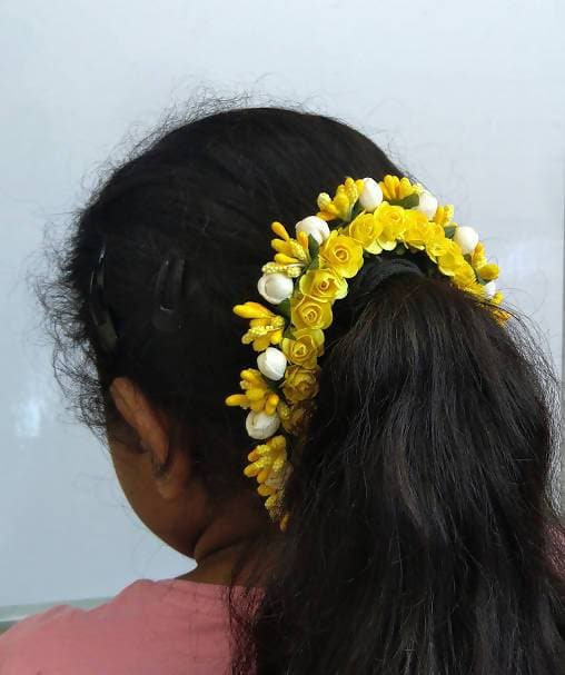 Yellow Flower Gajra | Grocsy