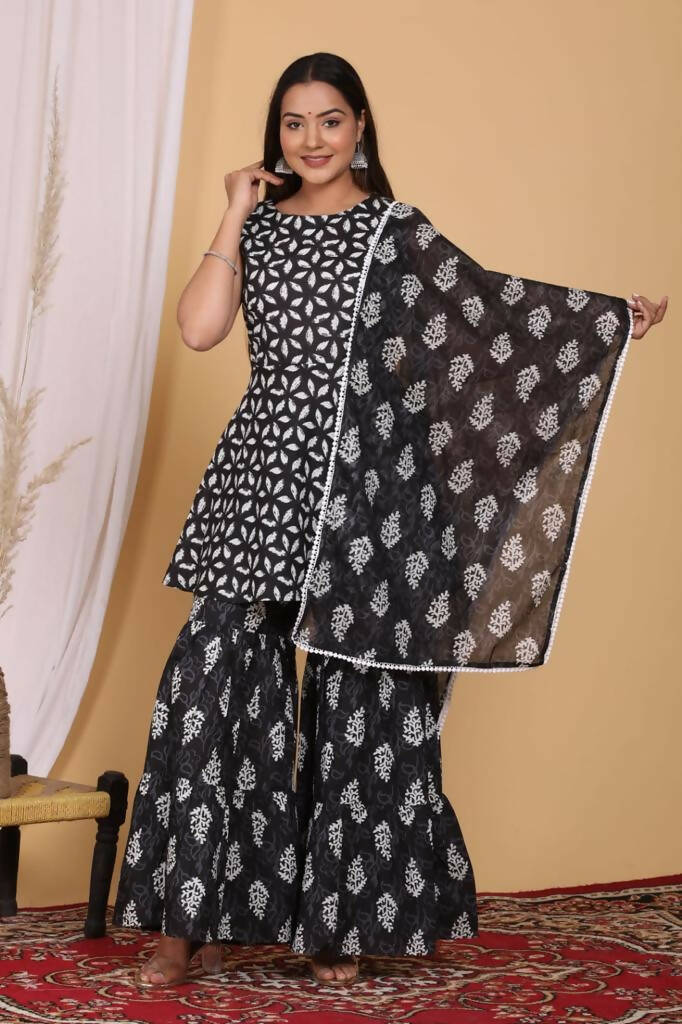 Vamika Printed Cotton Black Party Wear/Casual Wear Kurta Set/Suit | Grocsy