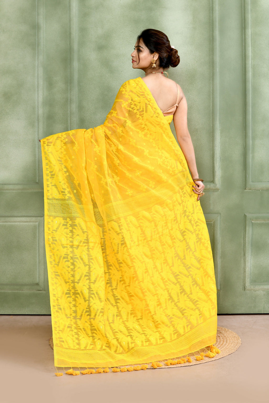 Piyari Fashion Women's Yellow Embellished Cotton Blend Jamdani Saree | Grocsy