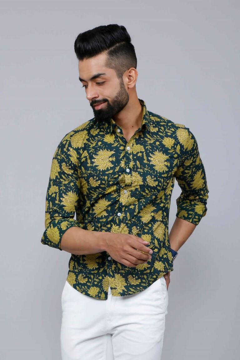Miravan Men's Cotton Printed Full Sleeve Slim Fit Spread Neck Green Shirt | Grocsy