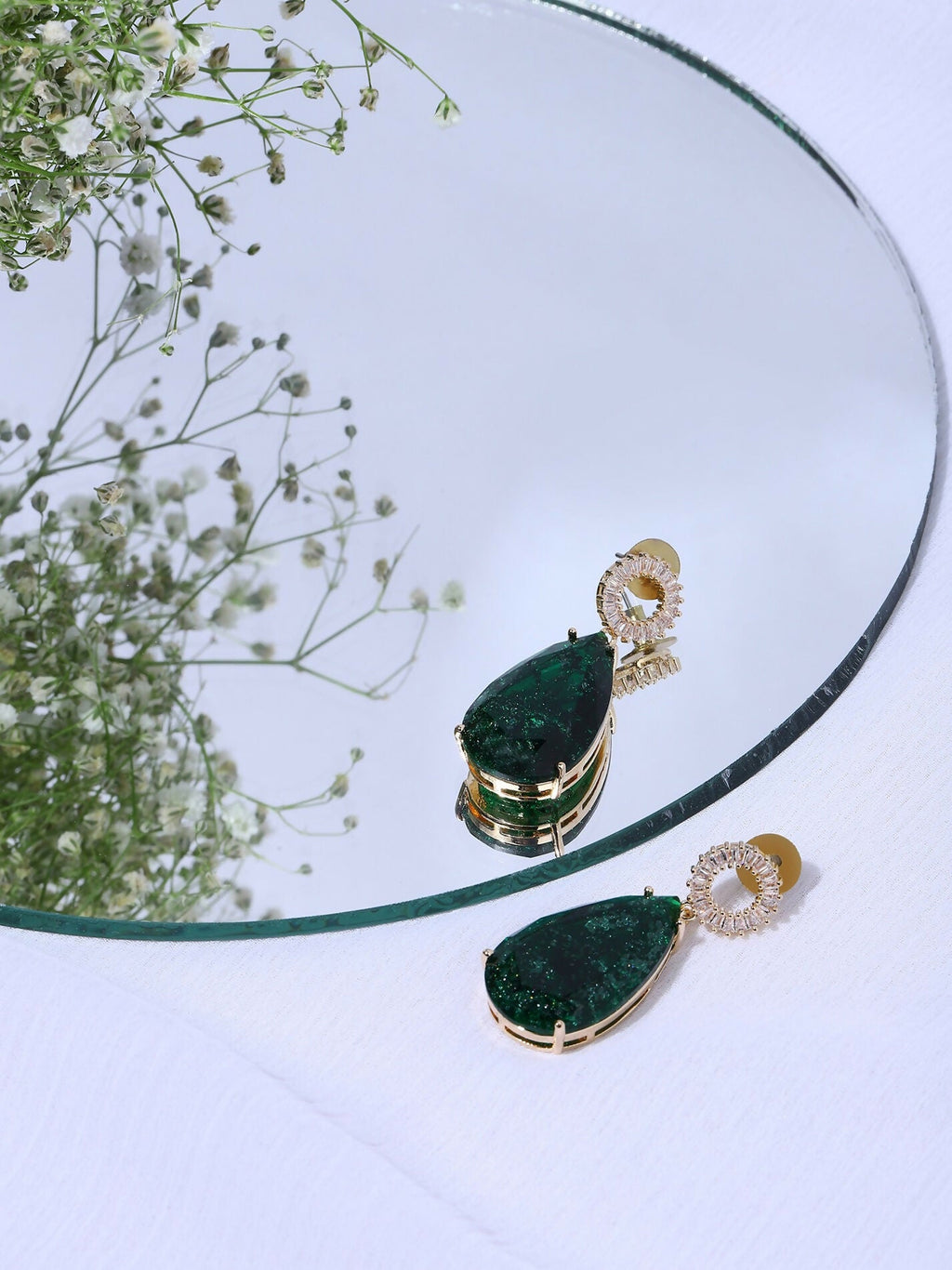 Green Druzy Quartz Earrings- Ruby Raang | Grocsy