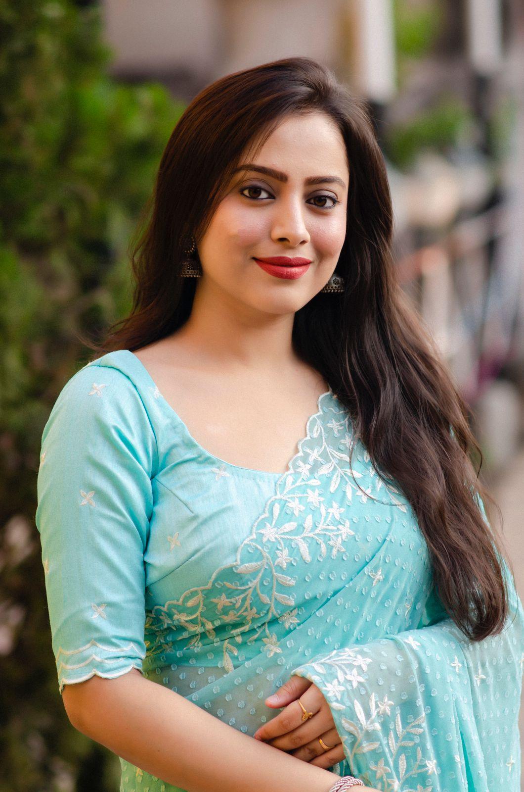 Sky Pure Chiffon Woven Design Saree with Unstitched Blouse - A2M | Grocsy