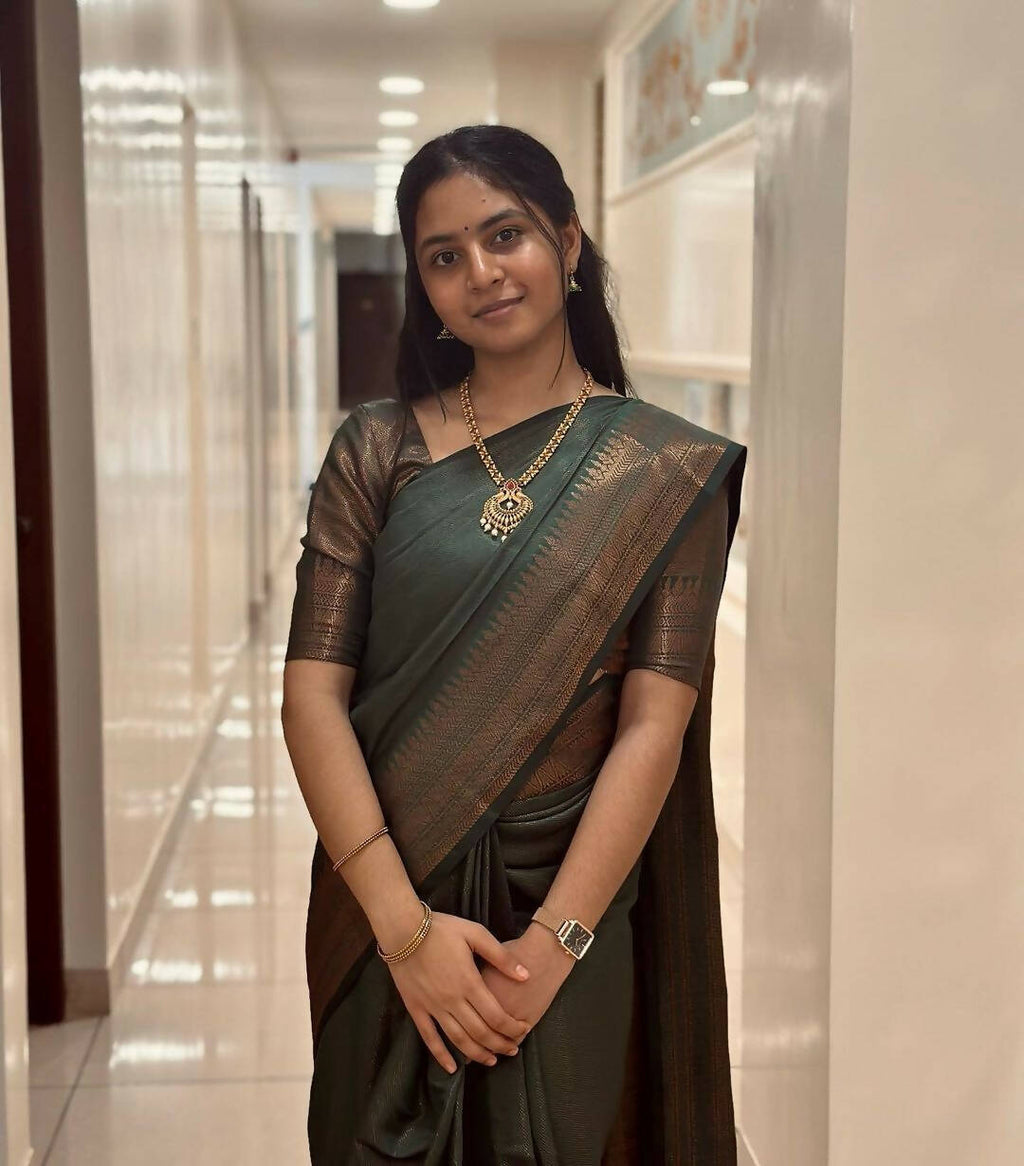 DEIANA'S Beautiful Designer Golden zari Soft Lichi Silk Saree - Green | Grocsy