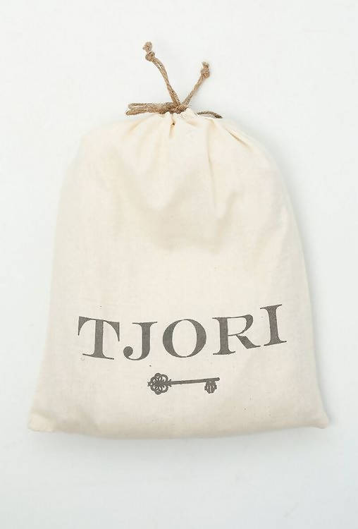 Tjori Almond Oatmeal Wash Bar | Grocsy