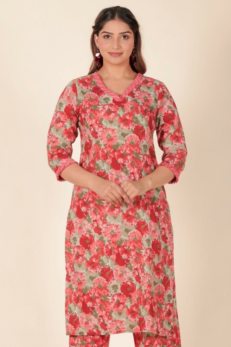 Aramya Red Soft Cotton Floral Panelled Kurta for Women | Grocsy