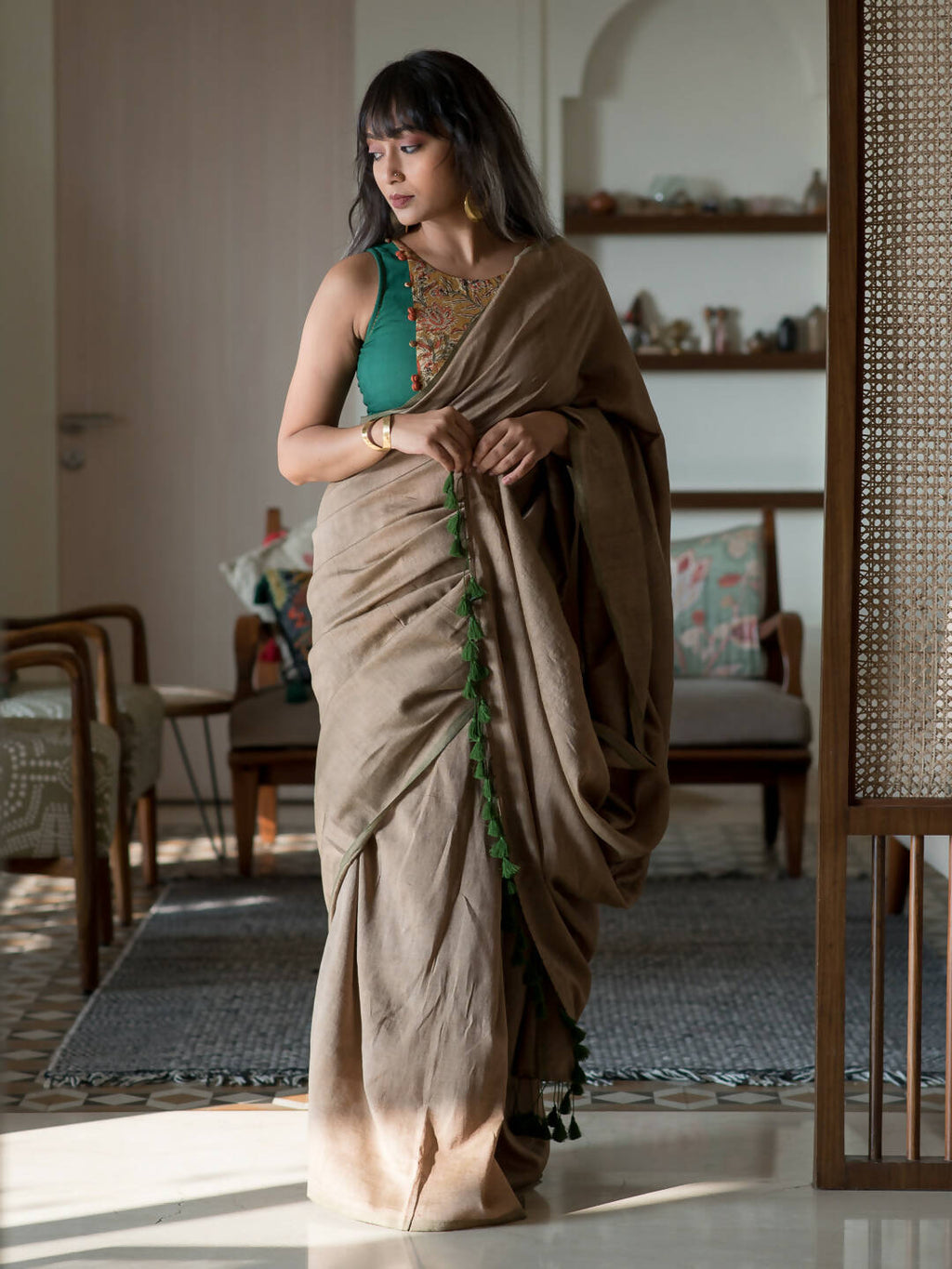 Suta Taupe Solid Cotton Blend Saree | Grocsy