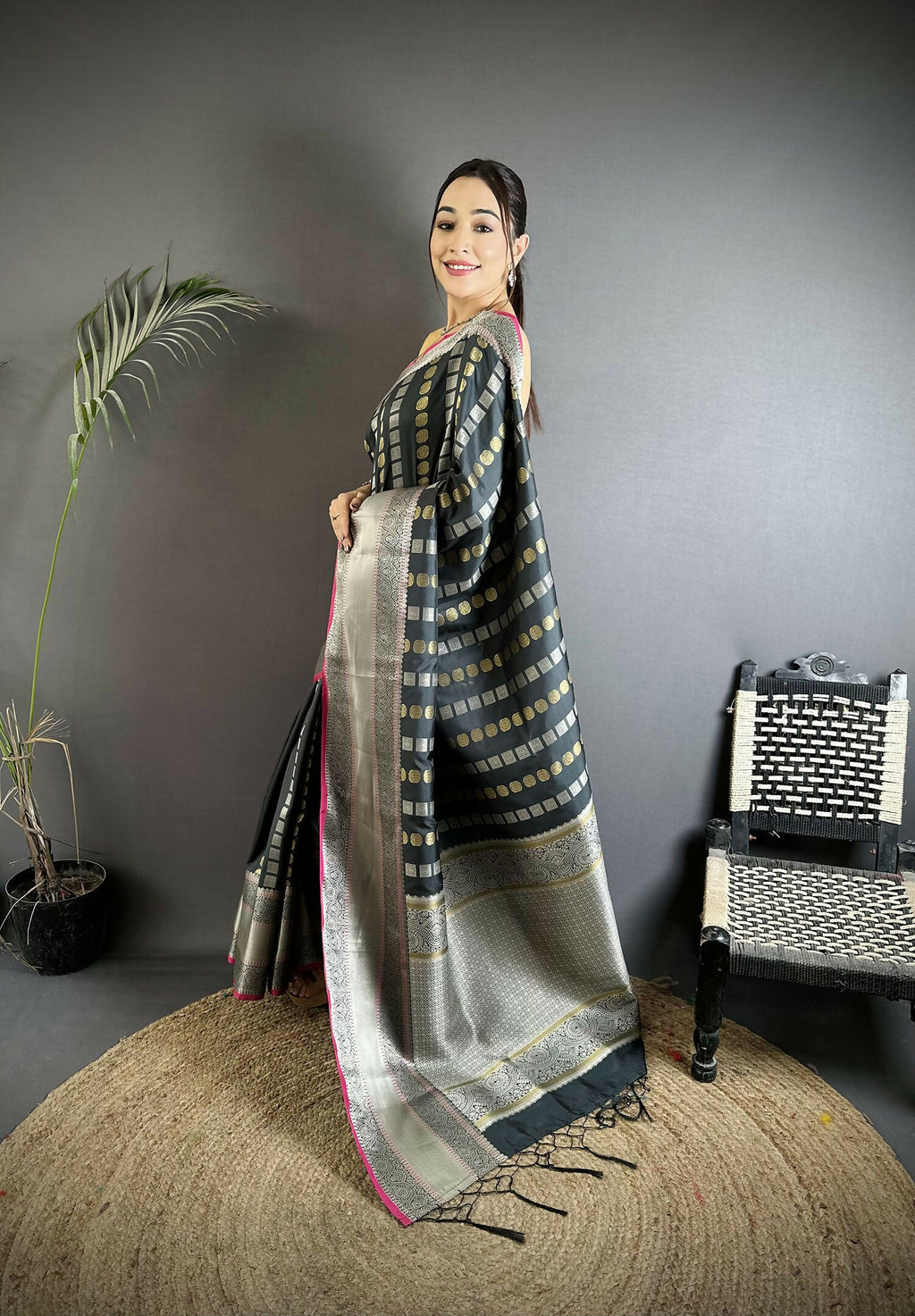 Joban Fashion Black Checked Soft Silk Kanjivaram Silk Saree | Grocsy
