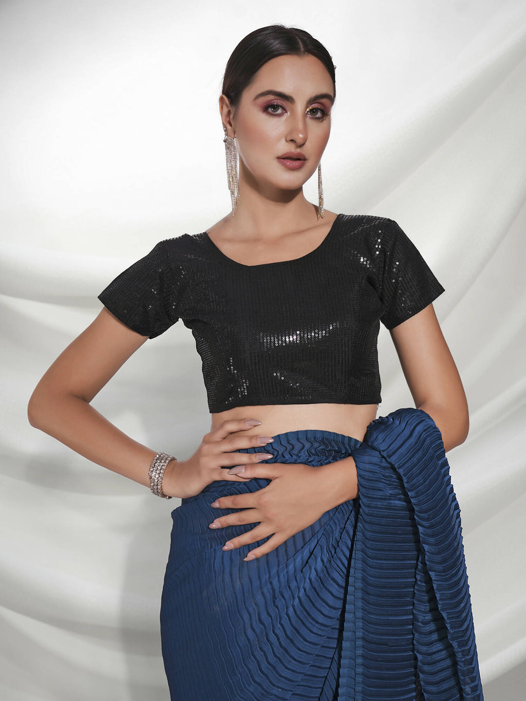 Teal Georgette Solid Texture Saree With Unstitched Blouse Piece - Rajal | Grocsy