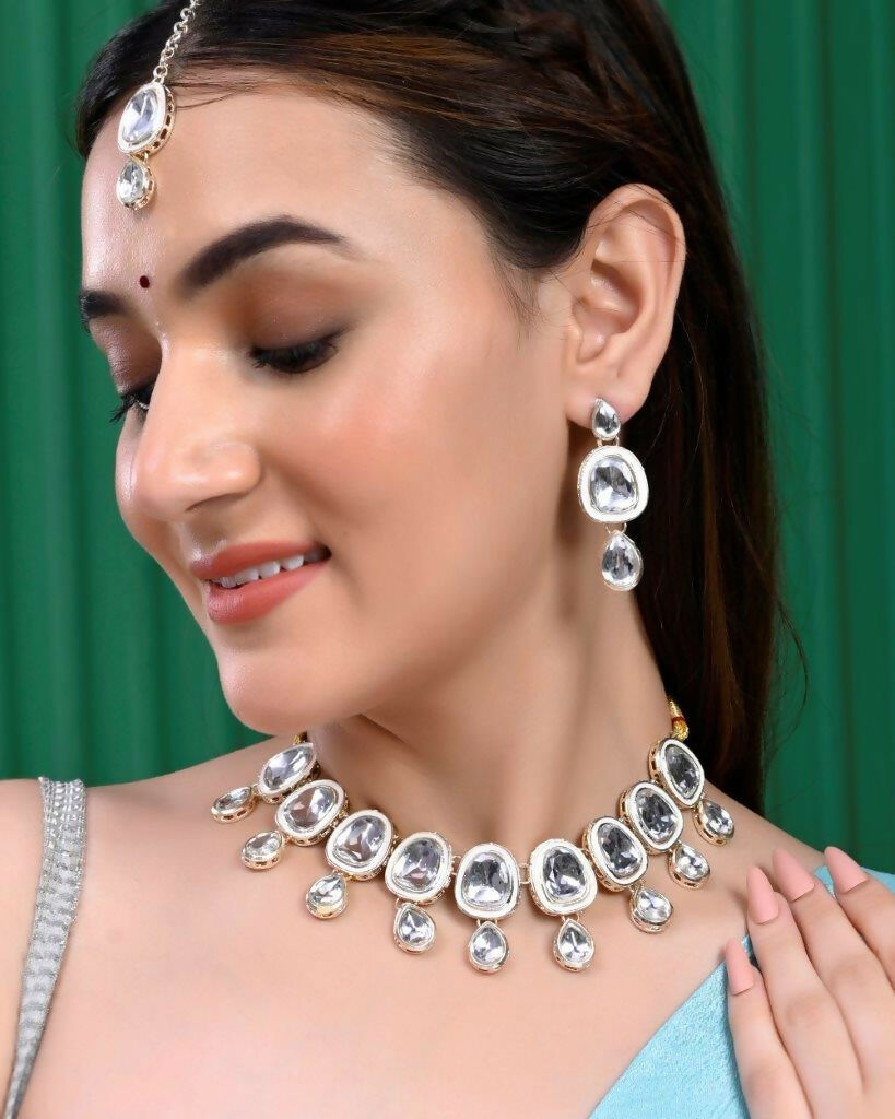 VOJ Kundan Studded Silver Plated White Color Jewellery Set with MaangTikka | Grocsy
