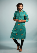 Green Embroidered Kurta by Hilo Design | Grocsy