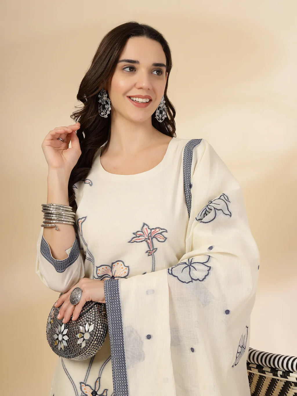 Yufta Off White Handloom Cotton Jacquard Kurta Set With Pant & Dupatta | Grocsy
