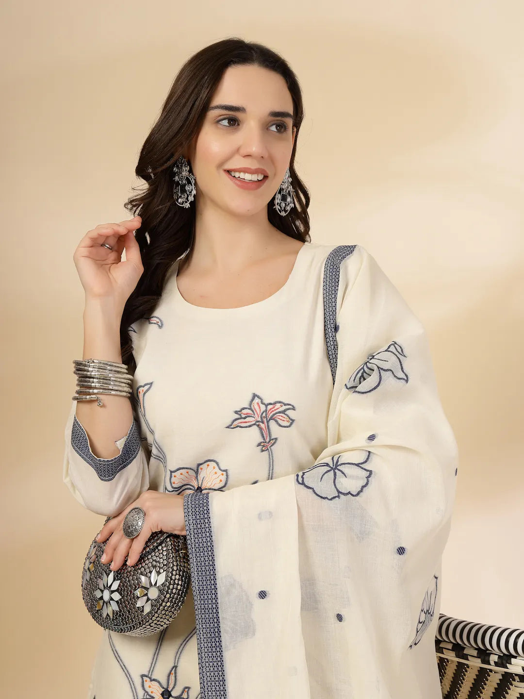 Yufta Off White Handloom Cotton Jacquard Kurta Set With Pant & Dupatta | Grocsy