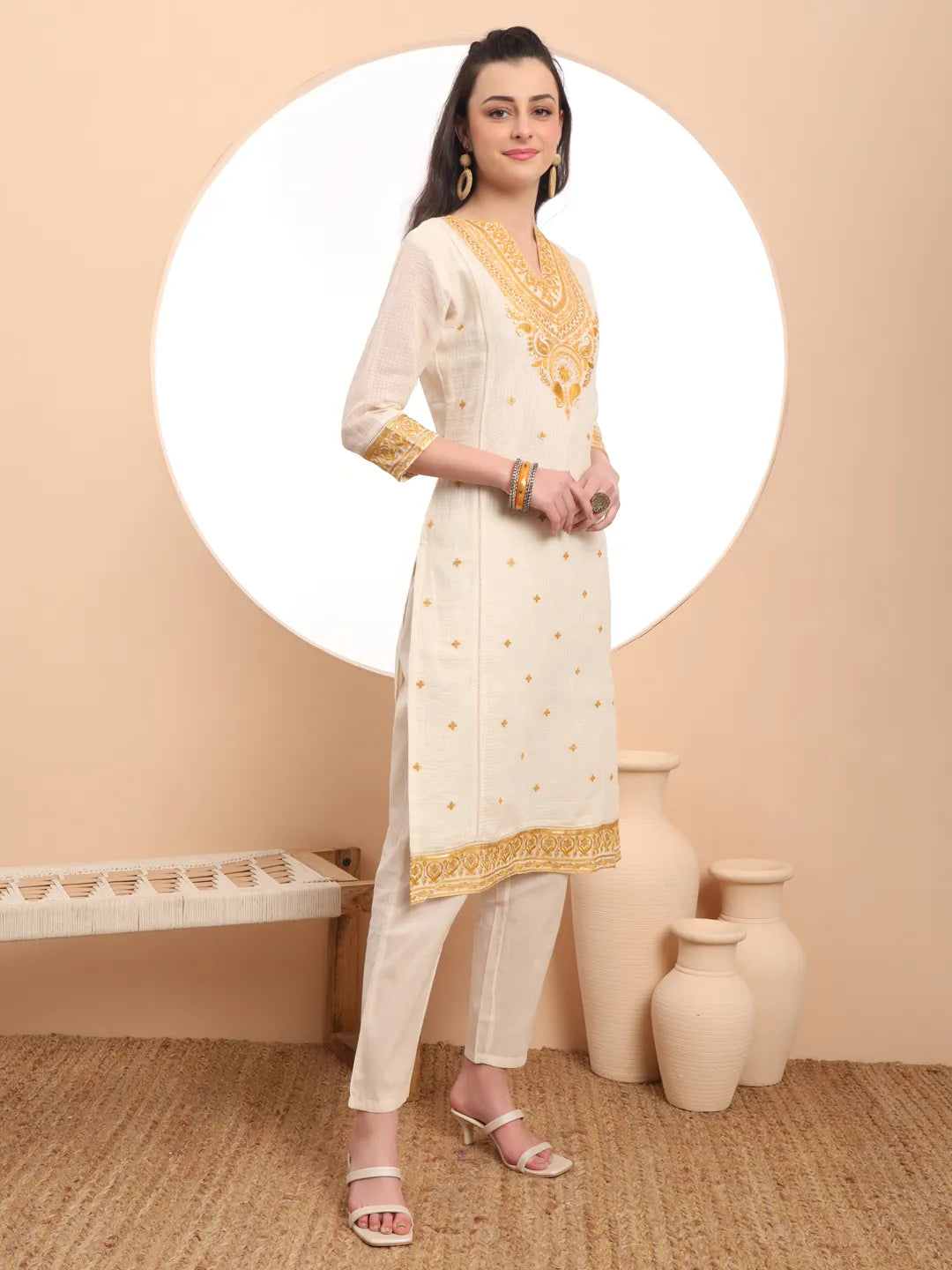 Yufta Off-White Pure Handloom Cotton Weaved Thread Work Kurta Dupatta Pant Set | Grocsy