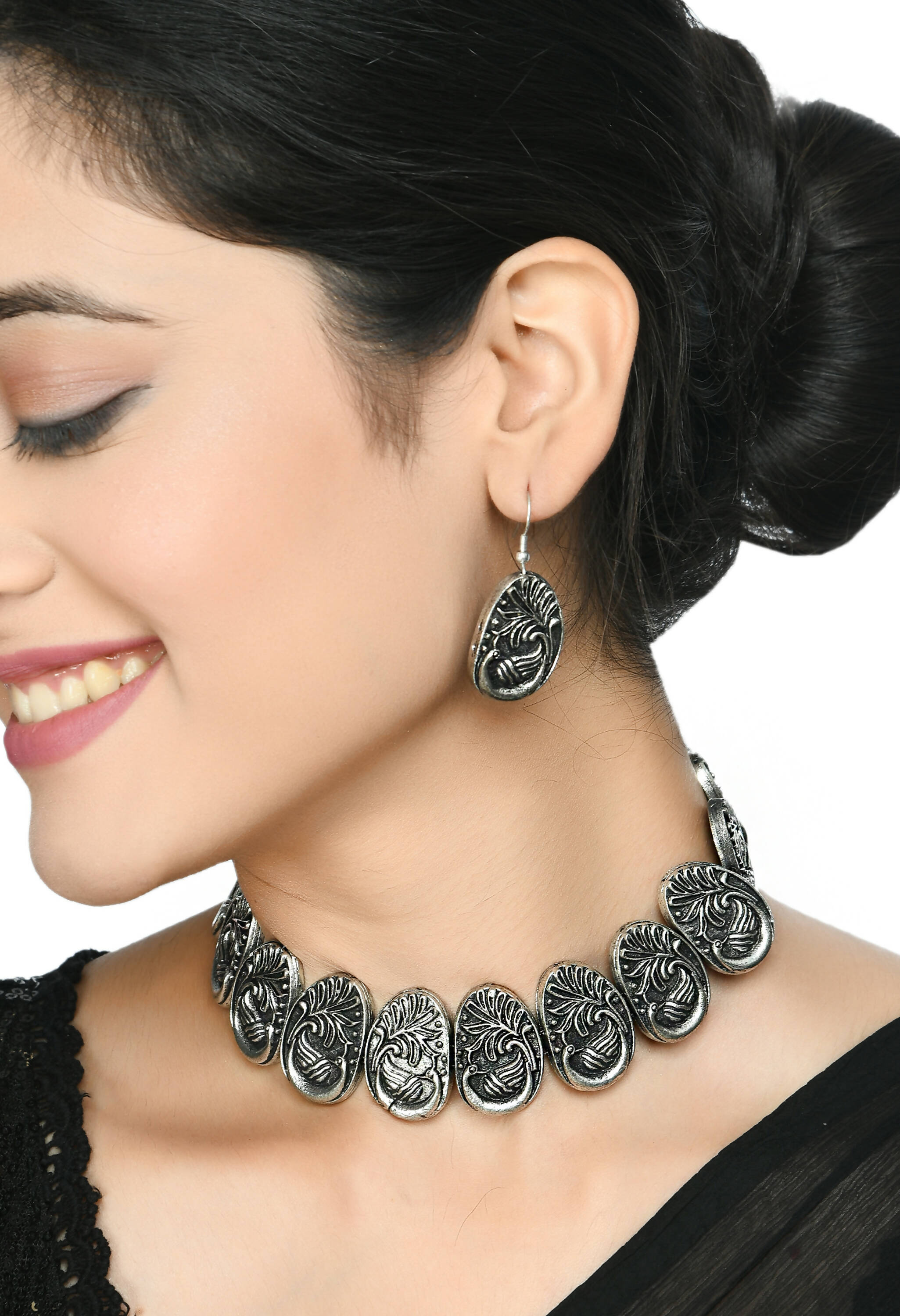 Mominos Fashion Johar Kamal Oxidised Silver-Plated Brass Finish Choker For Women | Grocsy