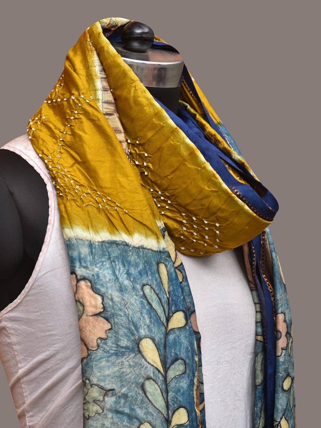 Olive and Blue Bandhani Kanchipuram Silk Handloom Dupatta with Kalamkari Design - Global Threads | Grocsy
