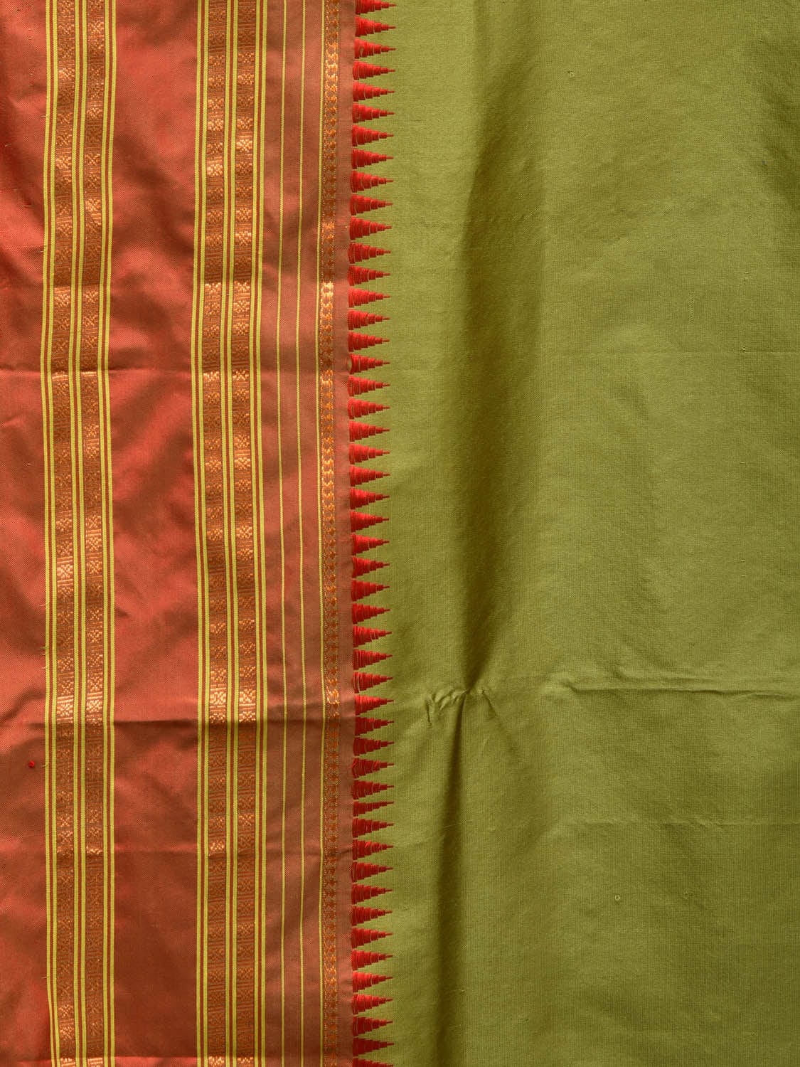Olive and Red Narayanpet Silk Handloom Plain Saree with Traditional Border Design No Blouse - Global Threads | Grocsy