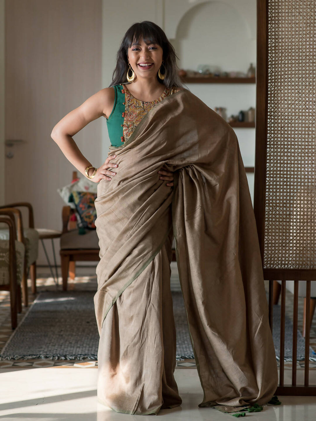 Suta Taupe Solid Cotton Blend Saree | Grocsy