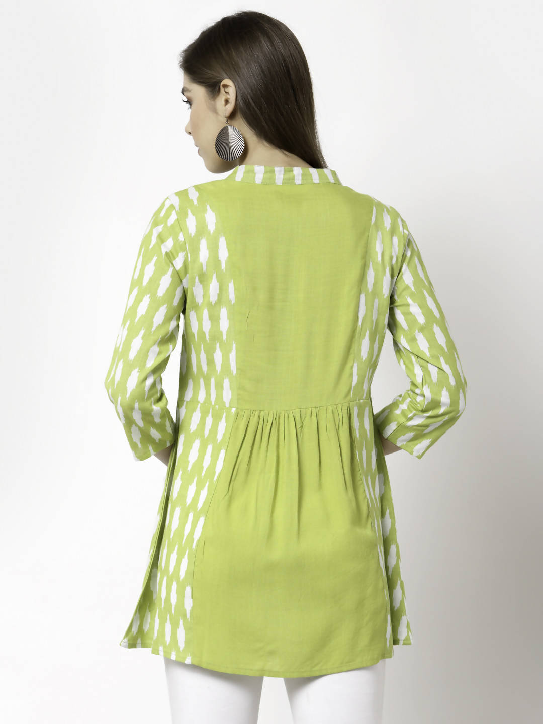 Myshka Women Green Pure Cotton Printed 3/4 Sleeve Round Casual Tunic | Grocsy