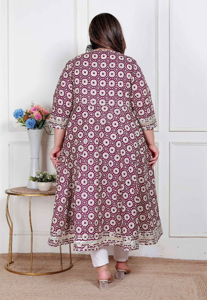 Miravan Plus Size Women'S Cream Embroidered Cotton Anarkali Kurta  | Grocsy