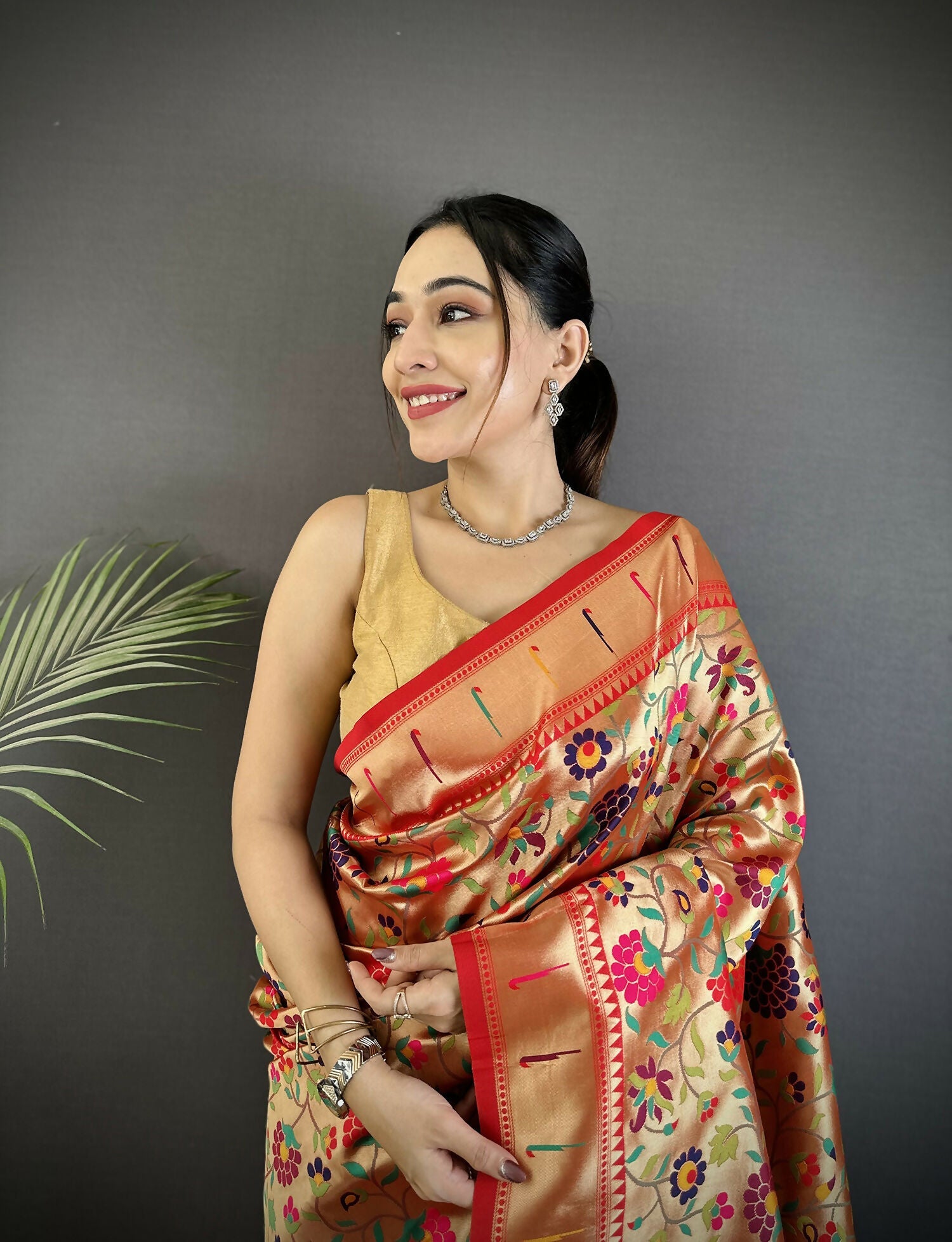 Joban Fashion Crimson Red Intricate Floral & Leaf Soft Silk Paithani Saree | Grocsy