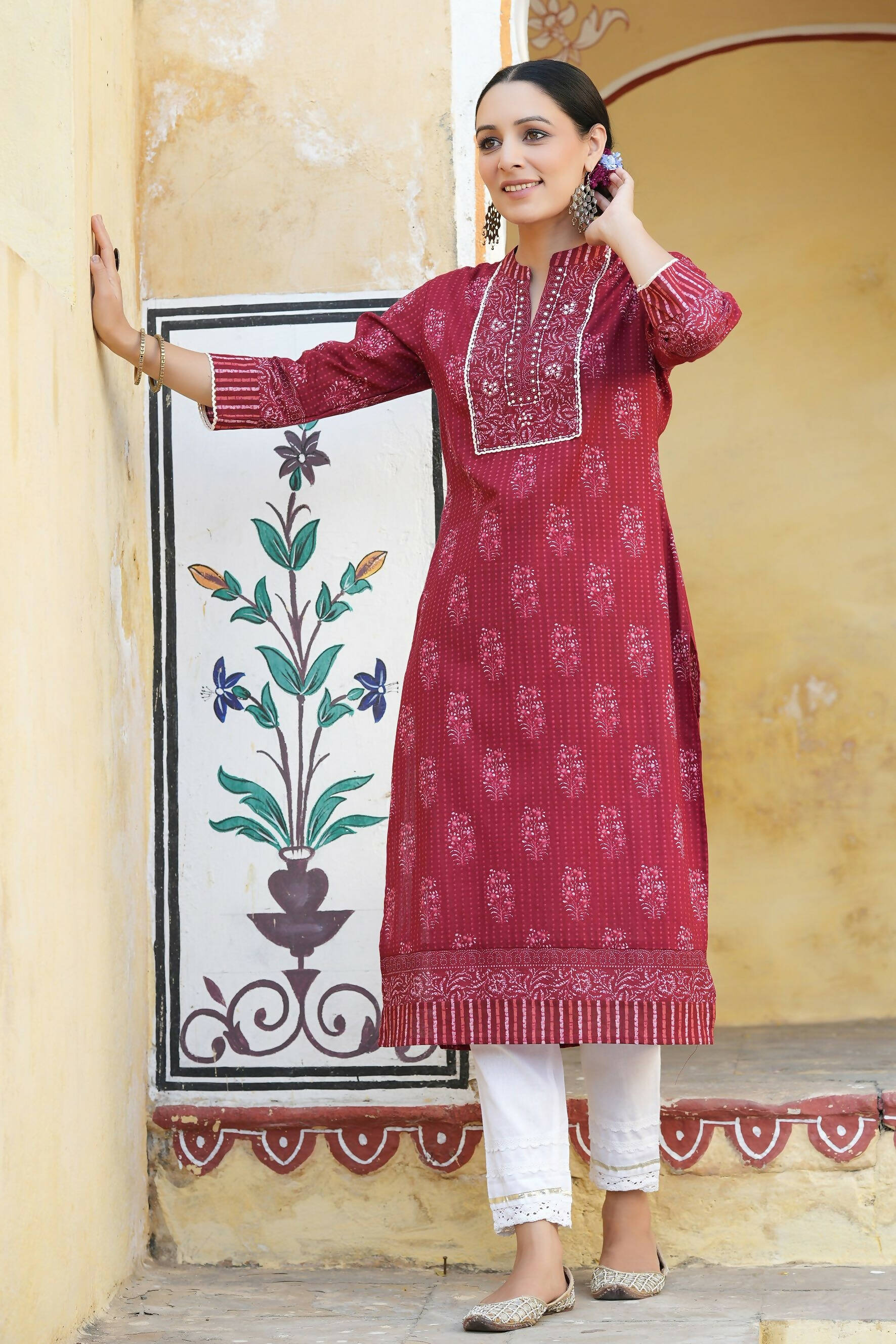 Juniper Women's Marron Cotton Cambric Floral Printed Straight Kurta | Grocsy