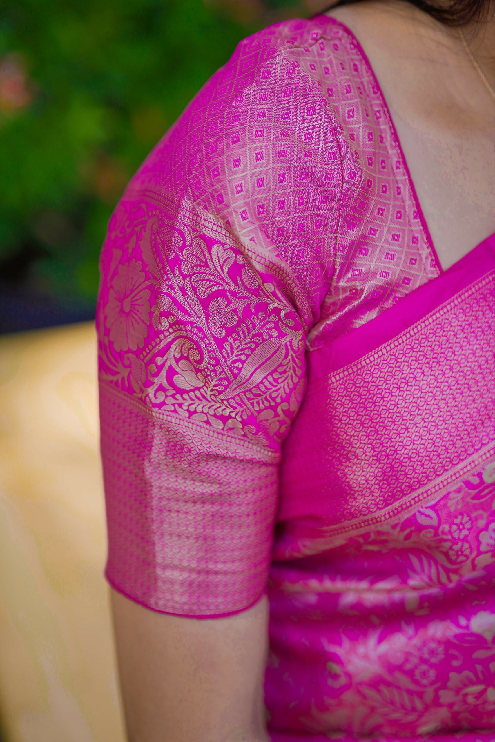 Prime Volt Bridal Kanchipuram Silk Saree with Rich Zari Weaving & Contrast Border-Pink | Grocsy