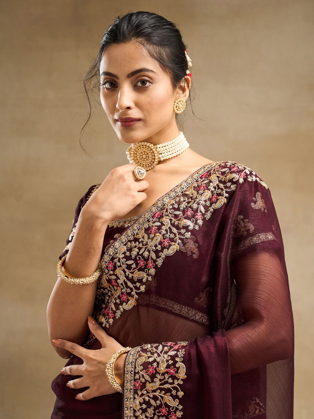 kasee Solid Embroidered Saree | Grocsy