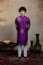 Falling Raw Silk Purple Mayura Cham Set By Hilo Design | Grocsy